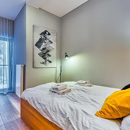 Apartament Nad Lasem - 5d Lejlighed *